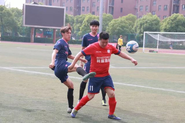 瑞士球员赛前辞职 系列合同条款监控引发争议